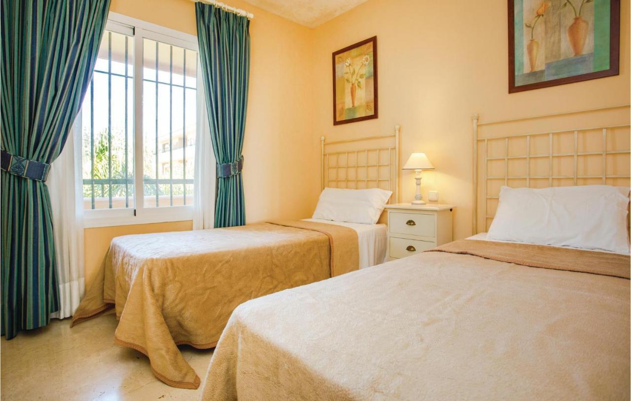 Beautiful Apartment In Marbella-Elviria Extérieur photo