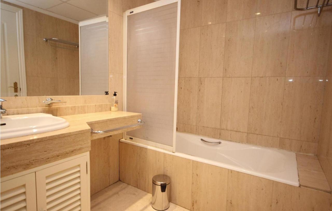 Beautiful Apartment In Marbella-Elviria Extérieur photo