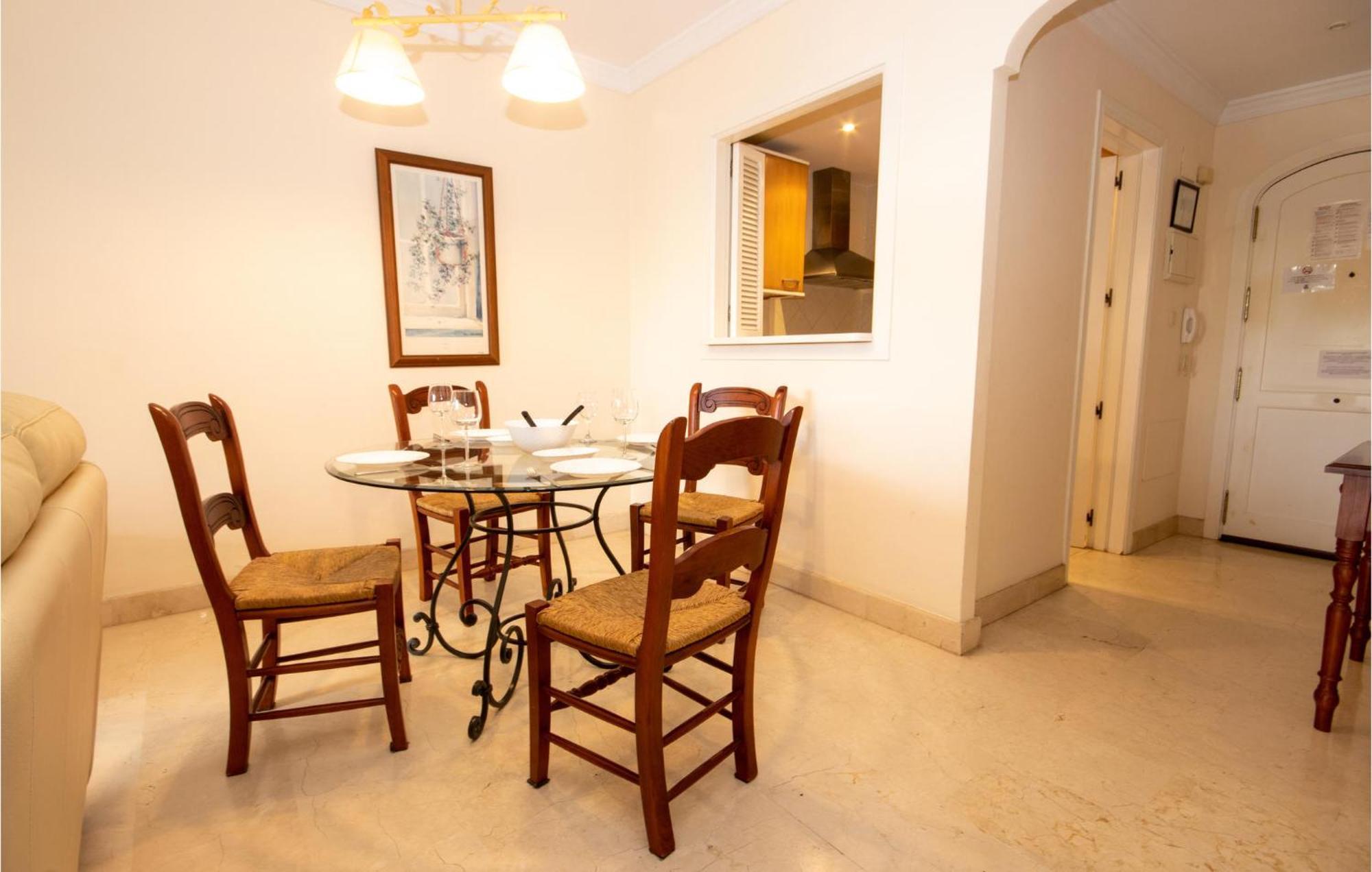 Beautiful Apartment In Marbella-Elviria Extérieur photo